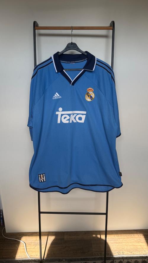 Real Madrid Home — 1 of 4