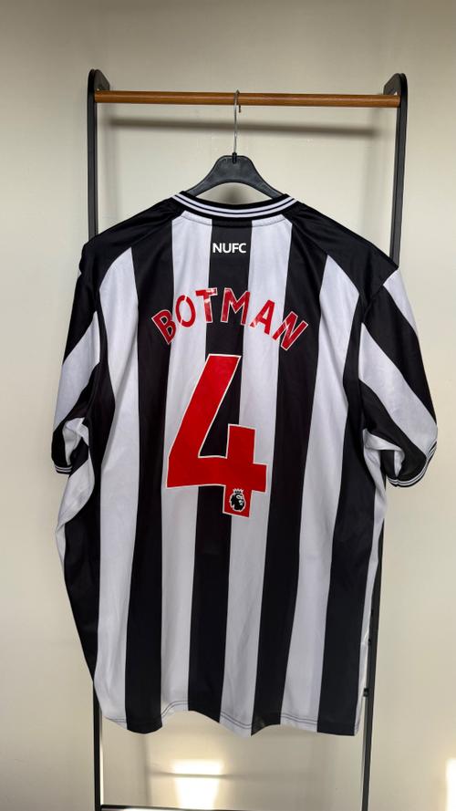 Newcastle United Home — 1 of 5