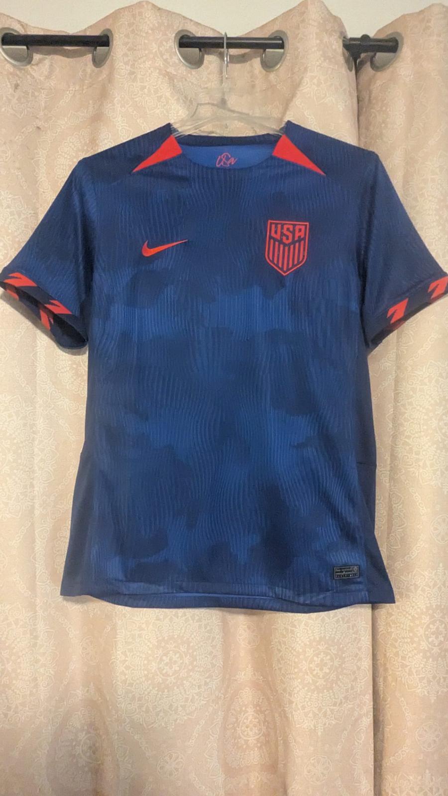 2023/24 away — 1 of 3
