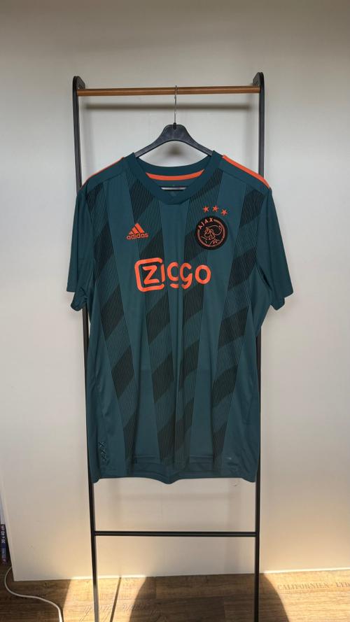Ajax Home — 1 of 3
