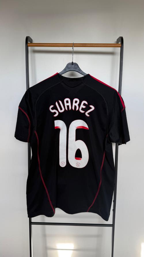 Ajax Away — 1 of 4