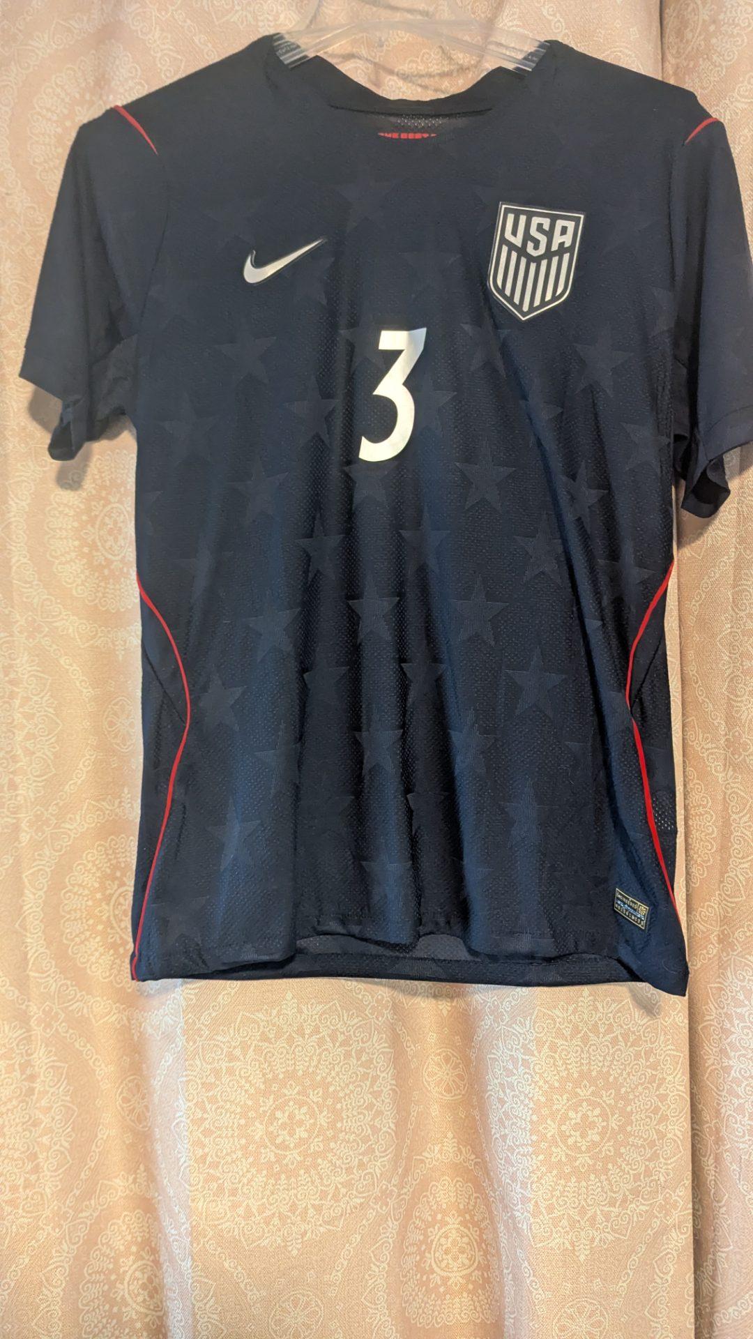 Photo 1 of 3