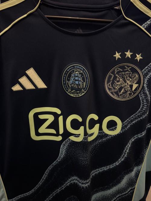 Ajax Away — 1 of 3